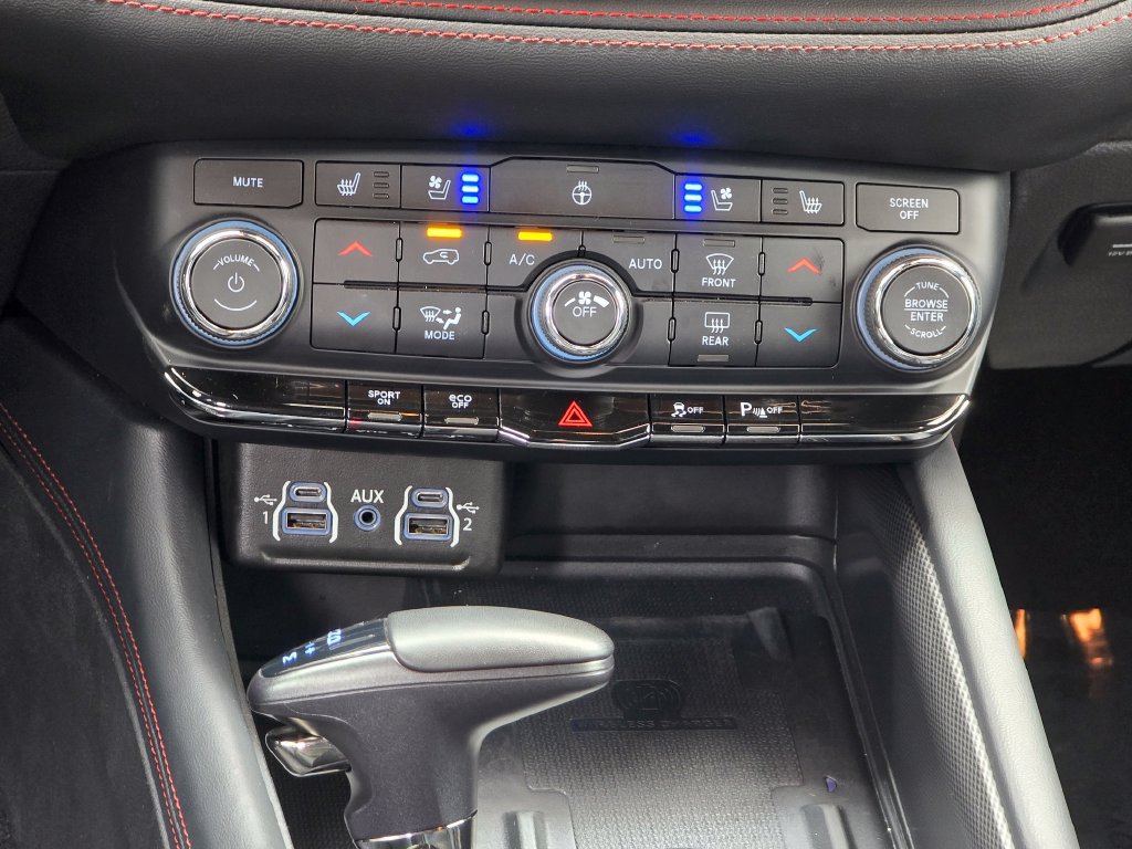 Used 2023 Dodge Durango R/T AWD/4WD image 34