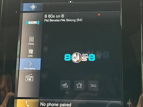 Used 2021 Volvo XC40 T4 R-Design w/ Climate Package image 18