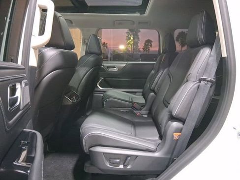 New 2026 INFINITI QX80 Luxe w/ Cargo Package AWD/4WD image 22