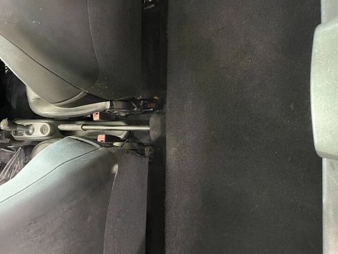 Used 2013 smart fortwo passion image 29