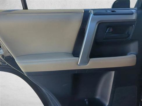 Used 2013 Toyota 4Runner Limited image 19