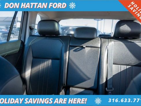 Used 2023 Volkswagen Tiguan SE image 16