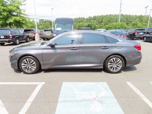 Used 2019 Honda Accord Hybrid image 7