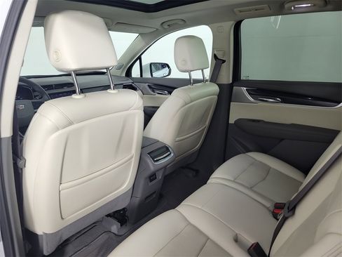 Certified 2023 Cadillac XT6 Premium Luxury w/ Technology Package image 14