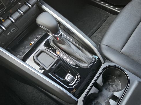 Used 2026 Chevrolet Colorado LT w/ LT Convenience Package image 15