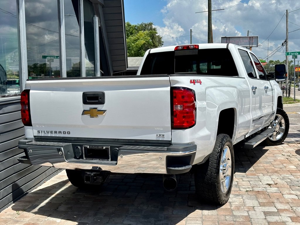 Used 2016 Chevrolet Silverado 2500 LTZ AWD/4WD image 2