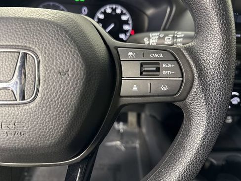 Used 2023 Honda HR-V LX image 13