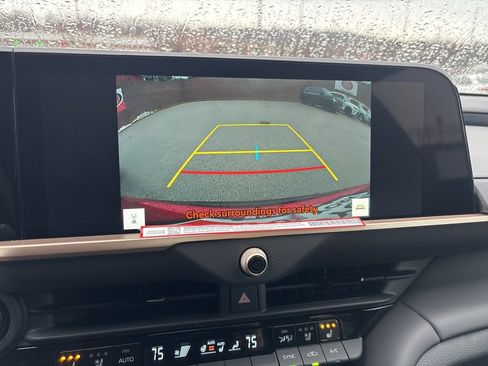 New 2025 Toyota Crown Signia w/ Tow-Hitch Package (TMS) image 22