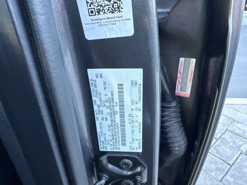 Used 2015 Ford F150 XLT w/ Equipment Group 301A Mid AWD/4WD image 24