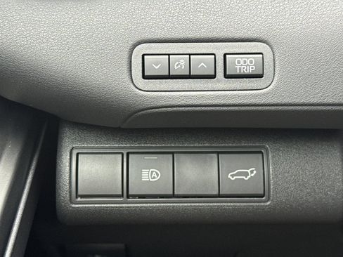 New 2026 Toyota C-HR AWD/4WD image 30