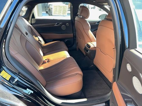 Used 2023 Genesis G80 image 20