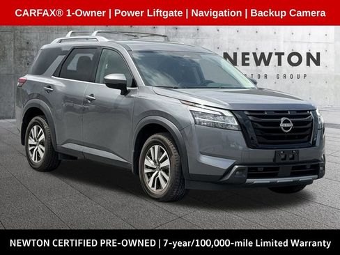 Used 2023 Nissan Pathfinder SL w/ Black Appearance Package FWD image 1