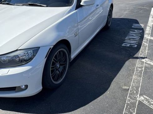Used 2011 BMW 328i xDrive Sedan image 5