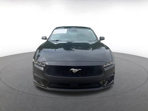 Used 2024 Ford Mustang Premium image 4