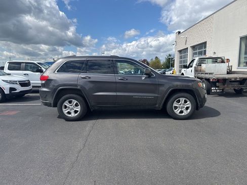 Used 2014 Jeep Grand Cherokee Laredo w/ Quick Order Package 23E image 4
