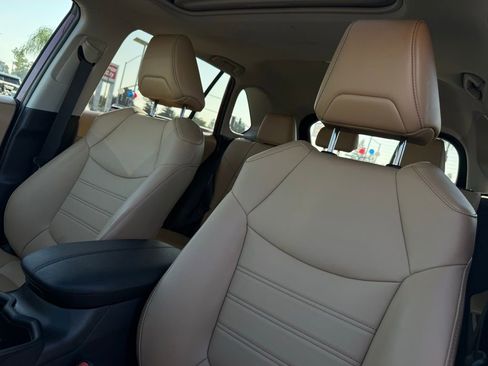 Used 2024 Toyota RAV4 XLE Premium image 16