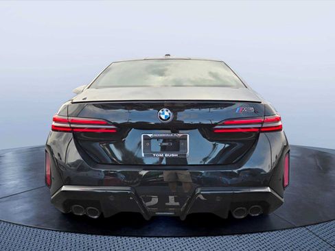 New 2027 BMW M5 w/ M Driver's Package AWD/4WD image 5