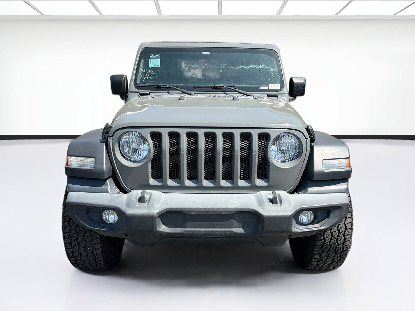 Used 2020 Jeep Wrangler Sport AWD/4WD image 2