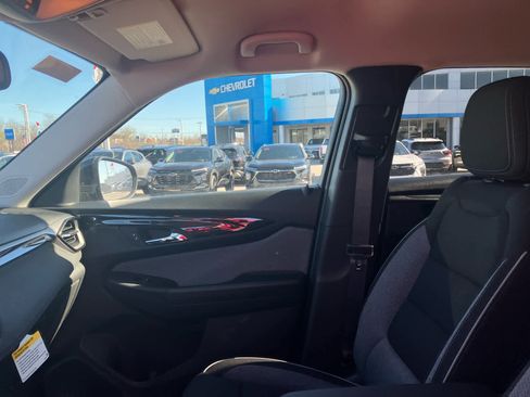 New 2026 Chevrolet TrailBlazer LT w/ Convenience Package image 10