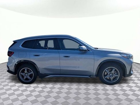 Used 2025 BMW X1 xDrive28i image 2