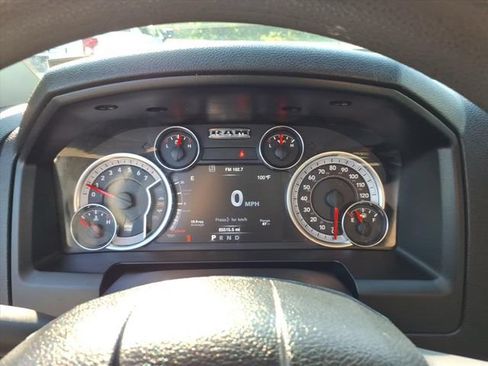 Used 2023 RAM 1500 Classic SLT w/ Trailer & Traction Group AWD/4WD image 17