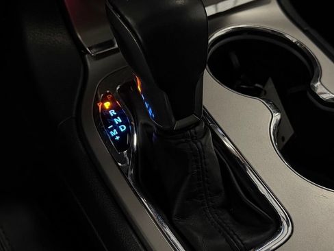 Used 2020 Jeep Grand Cherokee Limited w/ Premium Lighting Group AWD/4WD image 22