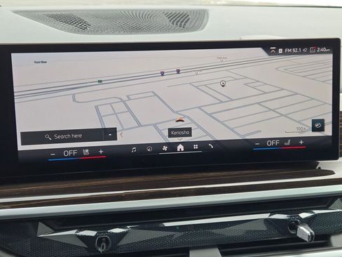 Used 2025 BMW X5 xDrive50e image 24