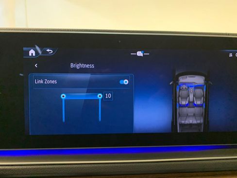 Used 2024 Mercedes-Benz GLE 350 4MATIC w/ AMG Line Exterior image 30