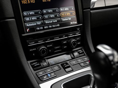 Used 2015 Porsche 911 Carrera image 53