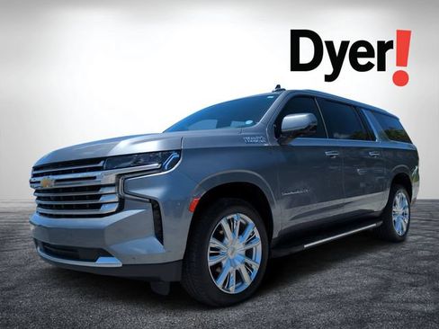 Used 2022 Chevrolet Suburban High Country AWD/4WD image 8