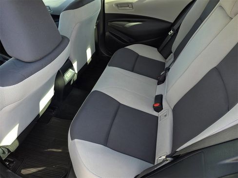 Used 2023 Toyota Corolla LE image 14