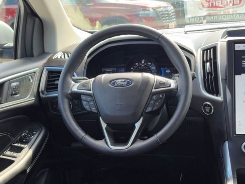 Used 2023 Ford Edge Titanium AWD/4WD image 26