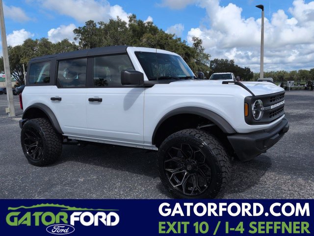 Used 2026 Ford Bronco 4-Door AWD/4WD image 1