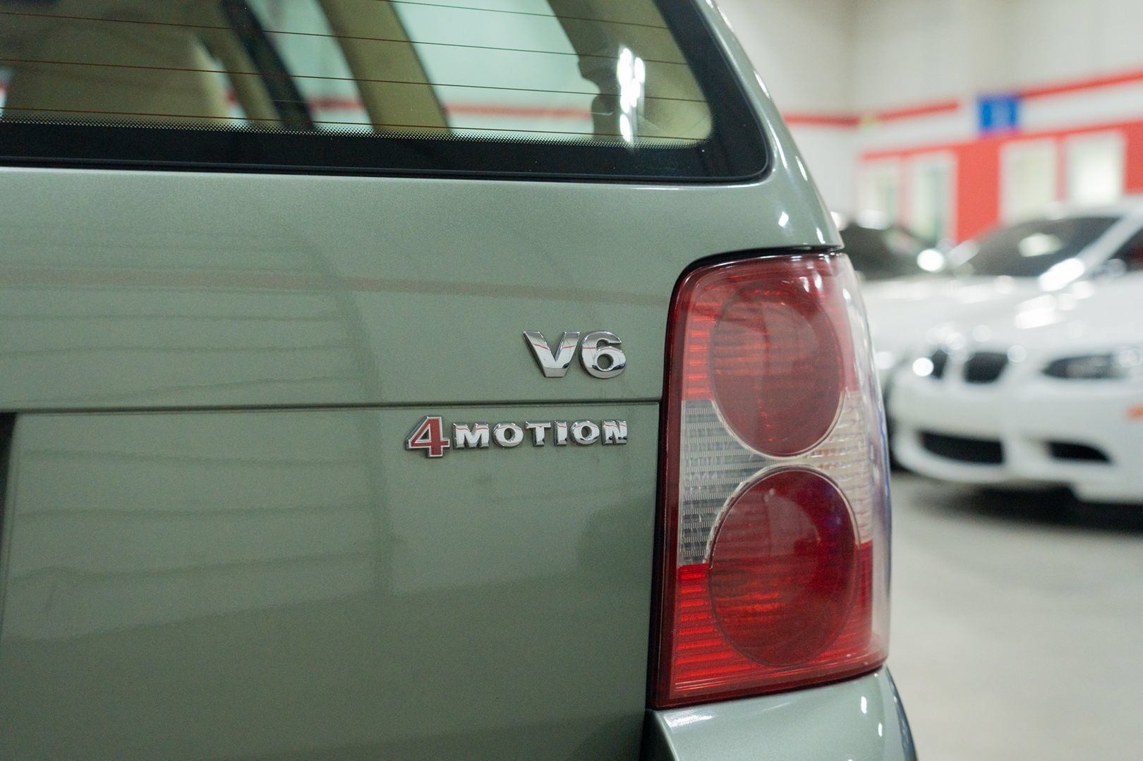 Used 2002 Volkswagen Passat GLX AWD/4WD image 10