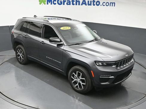 Used 2023 Jeep Grand Cherokee Limited AWD/4WD image 3