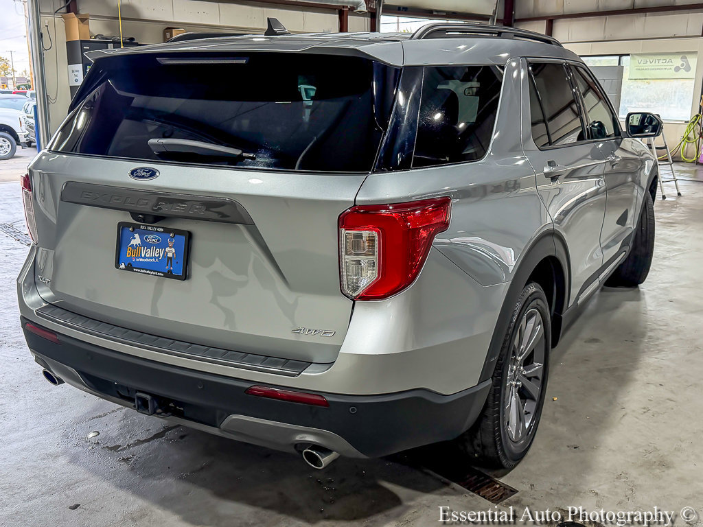 Certified 2024 Ford Explorer XLT w/ Equipment Group 202A AWD/4WD image 7