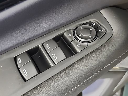 New 2026 Chevrolet Suburban Z71 w/ Comfort Package image 46