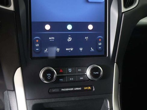 Used 2023 Ford Edge SEL AWD/4WD image 42