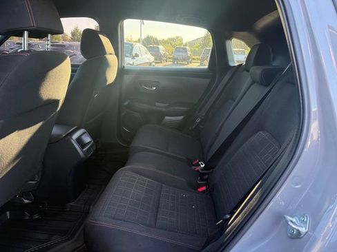 Used 2024 Honda HR-V Sport image 9