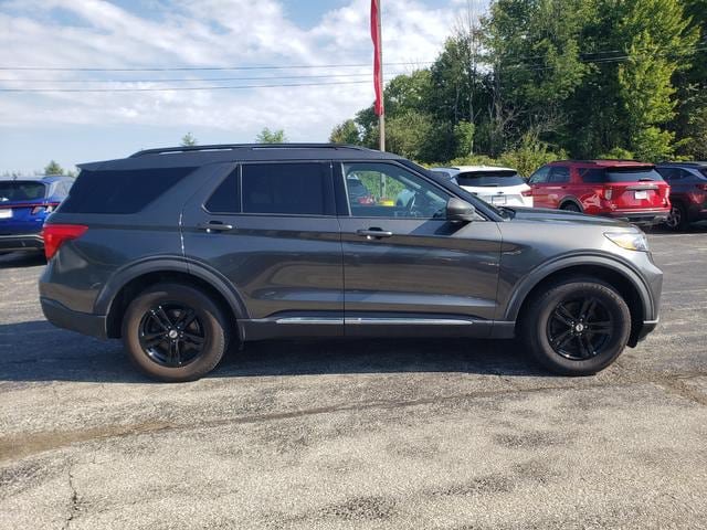 Used 2020 Ford Explorer XLT w/ Comfort Package AWD/4WD image 8
