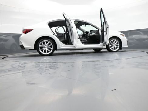 Used 2019 Acura ILX image 47