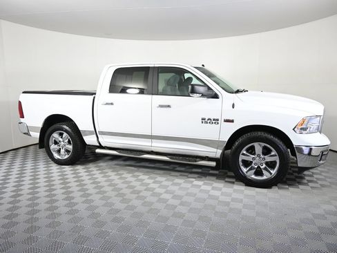 Used 2017 RAM 1500 Big Horn AWD/4WD image 9