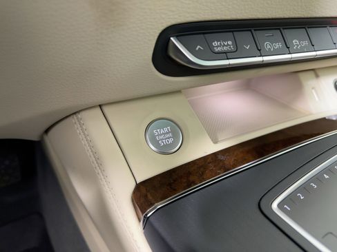 Used 2020 Audi Q5 2.0T Premium Plus w/ Premium Plus Package image 27