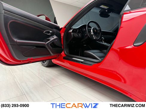 Used 2015 Porsche 911 Turbo S image 36