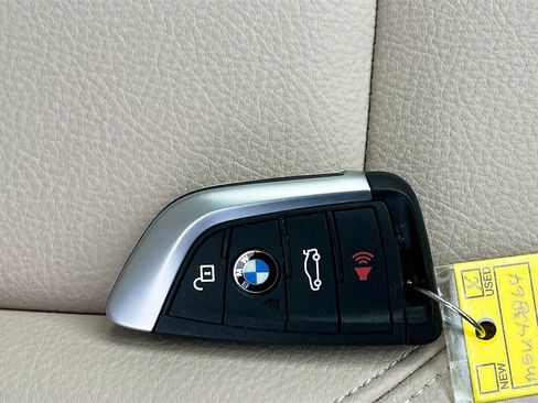 Used 2021 BMW X1 xDrive28i w/ Premium Package image 35