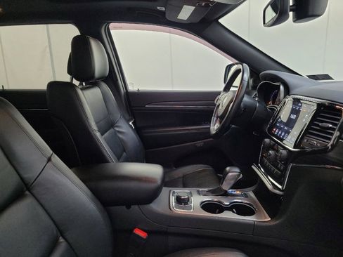 Used 2021 Jeep Grand Cherokee Limited AWD/4WD image 21