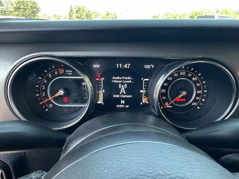 Used 2021 Jeep Wrangler Unlimited Sport image 29