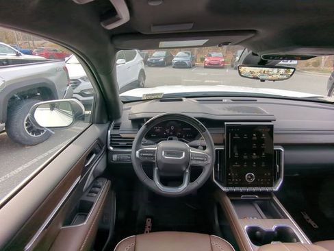 New 2026 GMC Acadia Denali Ultimate w/ LPO, All-Weather Package image 35