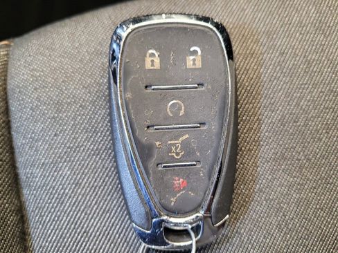 Used 2019 Chevrolet Equinox LT image 32