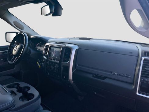 Used 2018 RAM 1500 Big Horn image 26